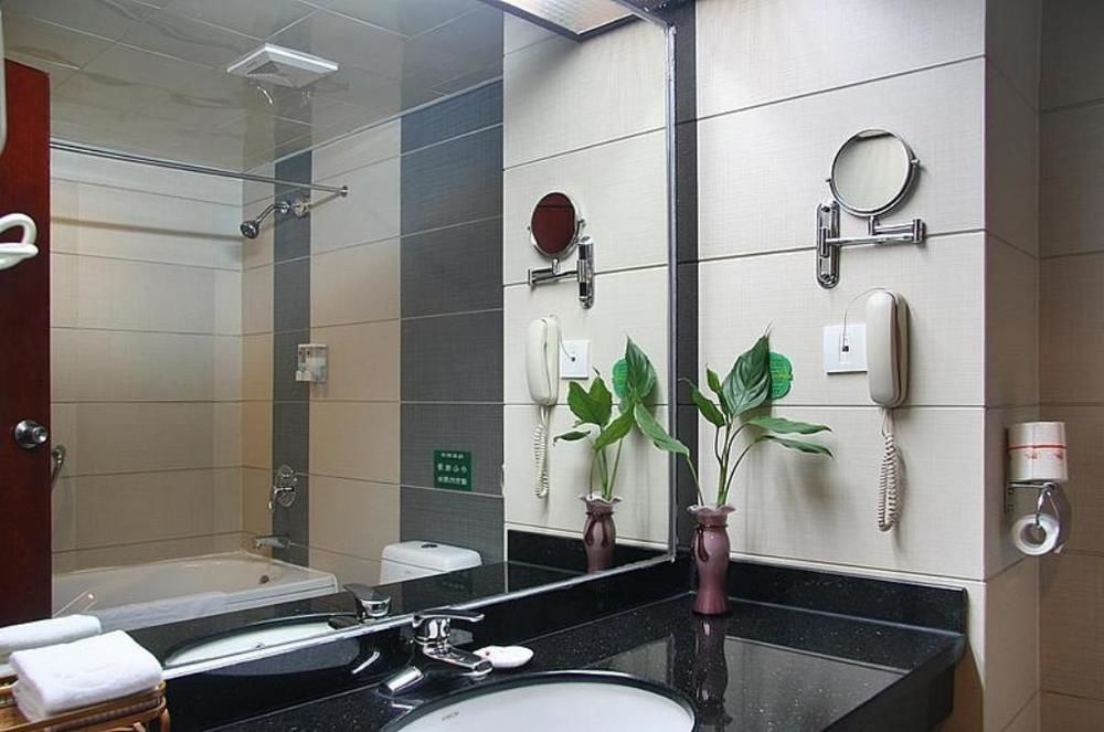 Guifu Holiday Hotel Yangshuo Exterior foto